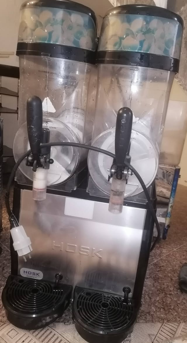 اسلام عليكم ورحمة الله وبركاته
مكائن ازبري وشربت للبيع شغالات ونضافة فول وخير من الله مكانهن بعقوبة تحرير للاستفسار اتصال عل رقم *********** بيه خير ويدلل
وتحياتي 🤍
