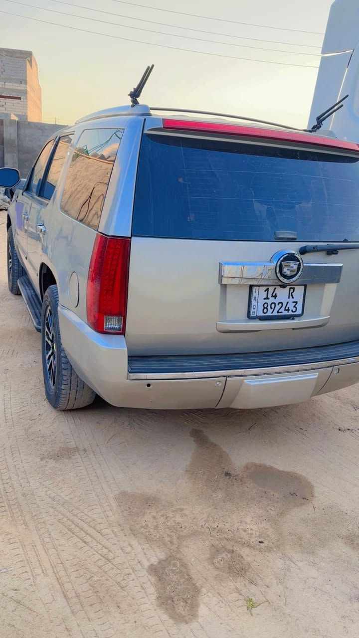 السلام عليكم
كاديلاك اسكاليد موديل 2007خليجي رقم بصره سنويه لغاية 2030 ثلاث قطع صبغ اثر جراد السيارة تخم تاير جديد حداديه عامه جديده السعر 165$
***********
