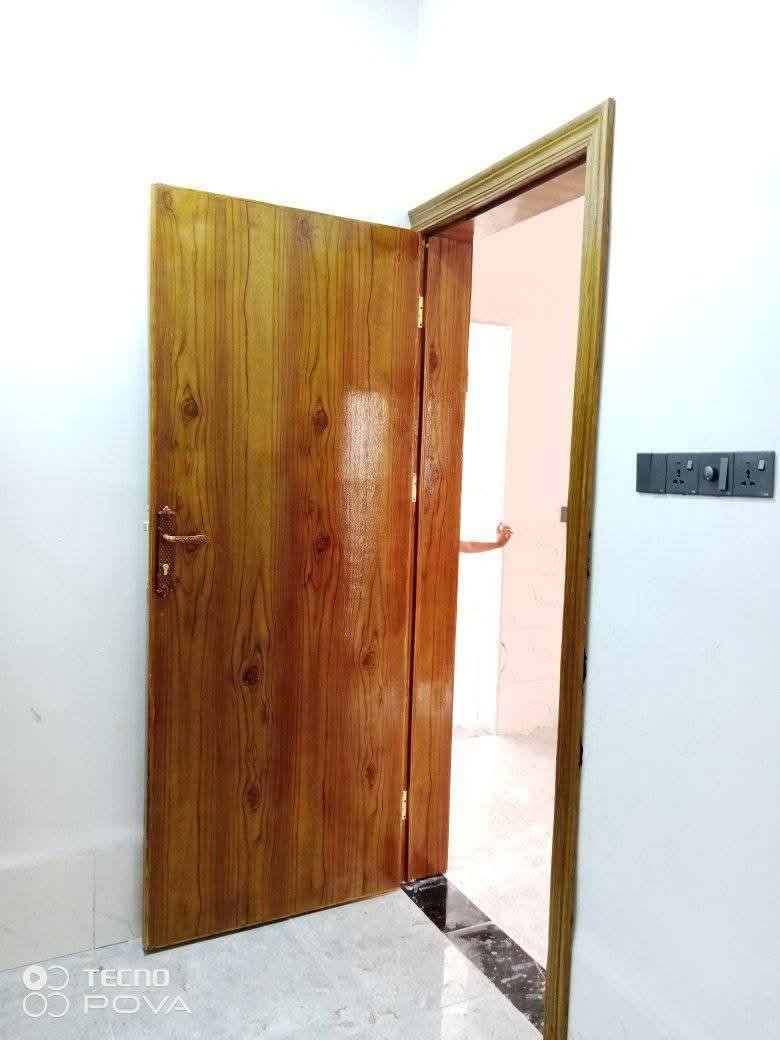 شغل باب جديد حسب طلب زبون ولون الي يطلبه ابيض حراي هم متوفر باانسب الاسعار ***********
