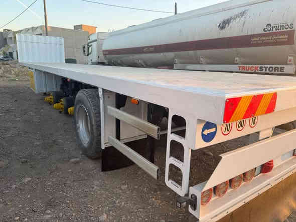 عربانه فلات 4 دنكير بدون تايرات 
عباس حداد بازويا
سعر 125 $ بيه مجال 
معرض حجي رمضان اربيل كلك 
***********
***********
***********
