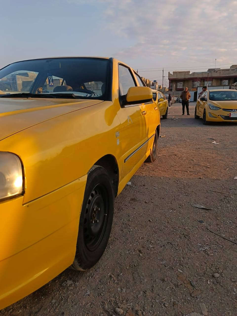 للبيع شيري كوين 2011مصفرة هيئة وغرامات رقم انكليزي محرك جديد تخم تاير جديد السعر 29الشراي يتصل الرقم بي واتساب ***********
