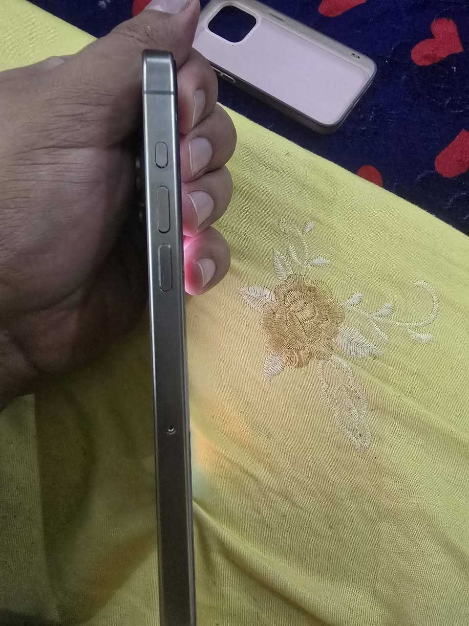 يالله أيفون 15 PRO MAX ماستر مامفتوح بطارية88%ذاكرة 256GB نضافة 100% سعره 950 الف
***********
