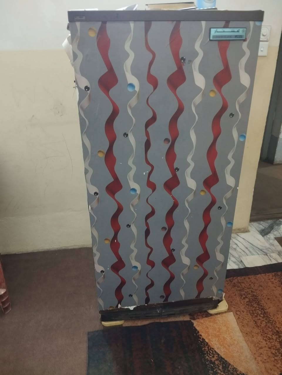 السلام عليكم ثلاجة عشتار بحاله جيده فريز شغال السعر 150وبيهال مجال للشراي..***********
