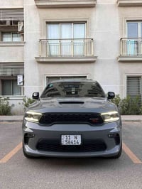 R/T ٥.٧ • بلاك اديشين • داخل احمر