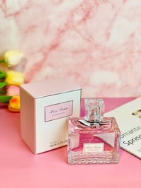 مس ديور • عطر نسائي • رائحة جذابة