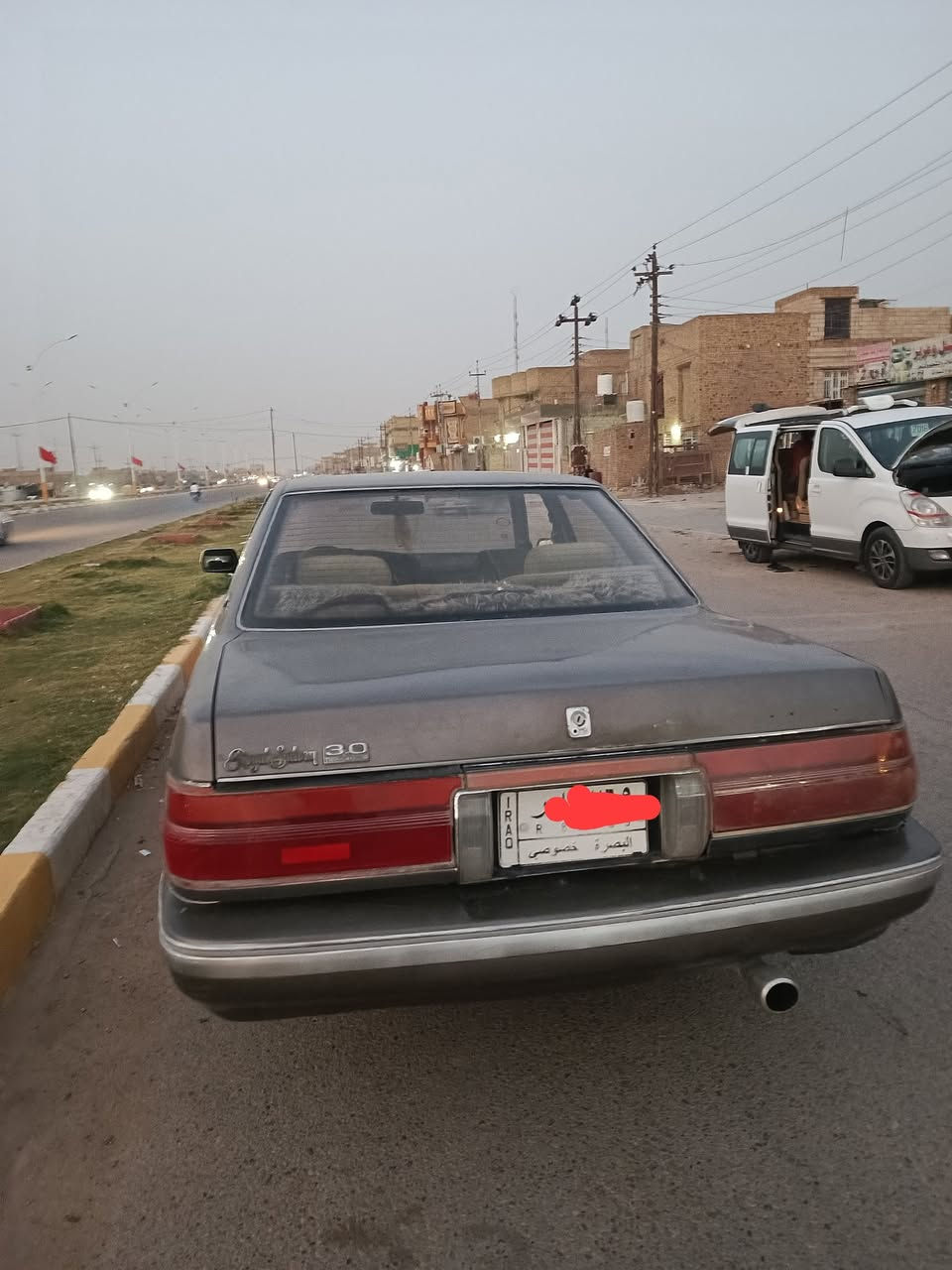 سلام عليكم للبيع هارتوب مديل 89 رقم بصره تحويل ثاني يوم كير ومكينه اثنين ونص مكفولات سنويه ال26 سياره مكفوله من الكص والنقل الجثه والعيب الشرعي فقط مصبوغه جماليه سياره سعره 35 مكاني الشطره الاستفسار اتصل على هذا الرقم ***********
