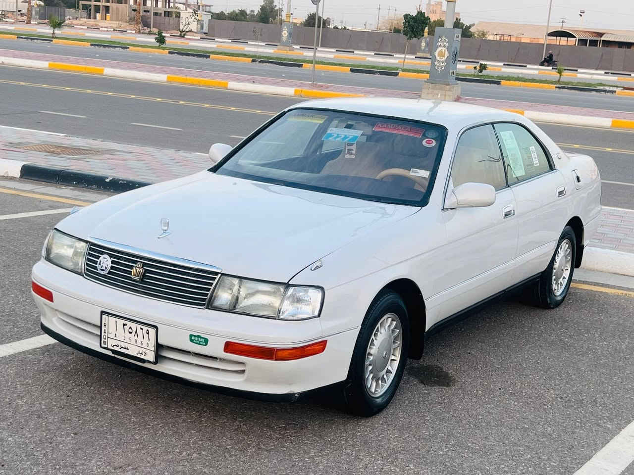 السلام عليكم بطه منتصل لبيع لون لؤلؤي موديل 1993مشروع وطني رقم أنبار وين ماتريد أحولك مكفوله كفاله عامه من الكص ونقل جثه ولعيب شرعي ولضربه ولخياس مكينه وكير كارتون حداديه تخم تاير كهربايات تبريد ثلج ❄️ دواخل كارتون شرط مابيه اي نقص مكاني كربلاء السعر 57وبيه مجال لستفسار‏‪***********‬‏

