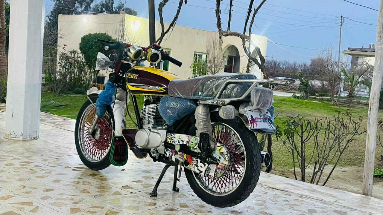 السلام عليكم للبيع تايكر 25 السعر 650وبيه مجال للستفسار الرقم ***********
