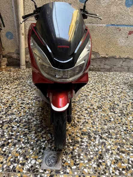 يالله بي سي اكس ياباني جيل الثاني موديل 18مكفولة من مكينه من كهربائيات ماشية 21اس نقص ماكو سعرهة 15$ورقة مجال قليل بس بيع بدون مراوس ***********مدينه الصدر عنواني
