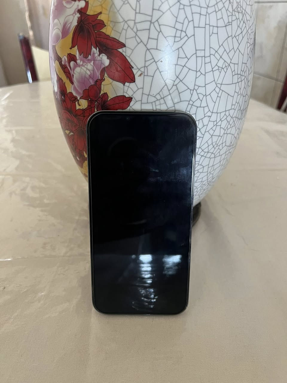 ايفون 13برو ماكس لون بحري
بطارية 🔋 93
ذاكرة 512
وتر بروف على حاسبة كله نورمان 
السعر 750وبيه مجال 
التواصل والاستفسار ***********
