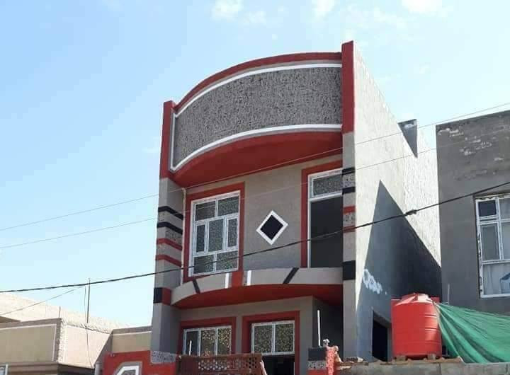 السلام عليكم يوجد لدينا كادر صبغ ولبخ ونثر شغلنا محافظات واسعار مناسبه***********
