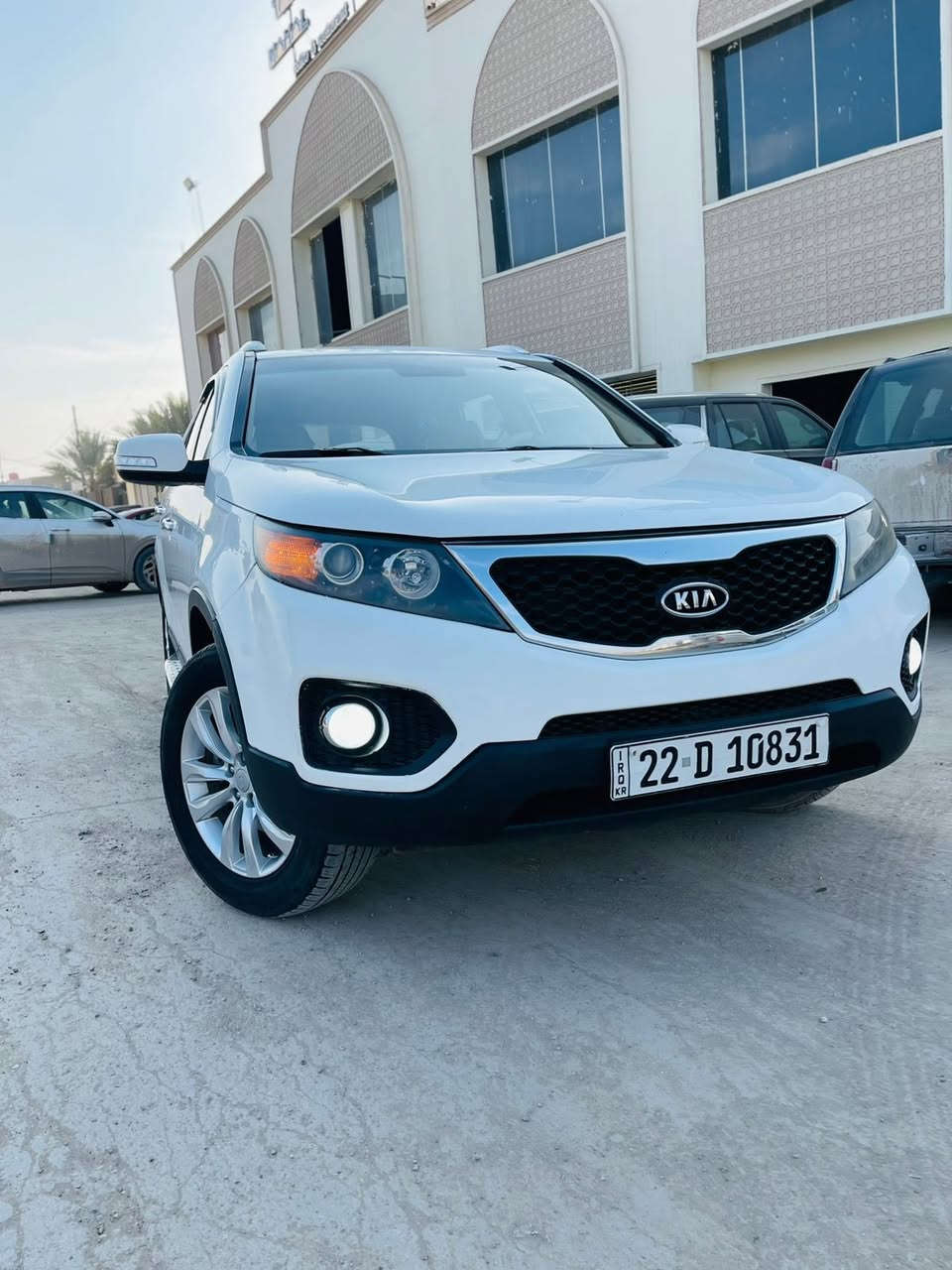 يا الله. 

كيا سورنتو. 2012.   خليجي مكفولة.       

سونار. مرفق بل منشور.  

رقم اربيل دولي.  

سنوية وهزة ورقم كلة جديد.        تحويل او. وكالة. مباشر 

مكينة. 2400.  مابيها اي.  خلل. 

مواصفات.   فول. ماعدا. البنوراما.         

بصمة.   7 راكب.   ثلاث. قطع تبريد.      داخل. صاج.     ويل كروم.  
حساسات.  خلفية.    شاشة وكامرة خلفية.     بچم زنون.    داخل. جلد.      تحكمات جهتين.   اشاير بل مري. 

للبيع او المراوس.    السعر.  142  بيها مجال.     للاتصال 

***********. مكاني.  بابل.
