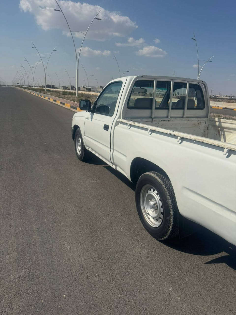 السلام عليكم ورحمه الله وبركاته بيكب تويوتا فلاحي ٢٠٠١ رقم نينوى بسمي بدون صبغ فقط بارد بالبدي وره قبغ البنزين مكفولة محرك بلادي على الشركة مامفتوح الاتصال ***********
