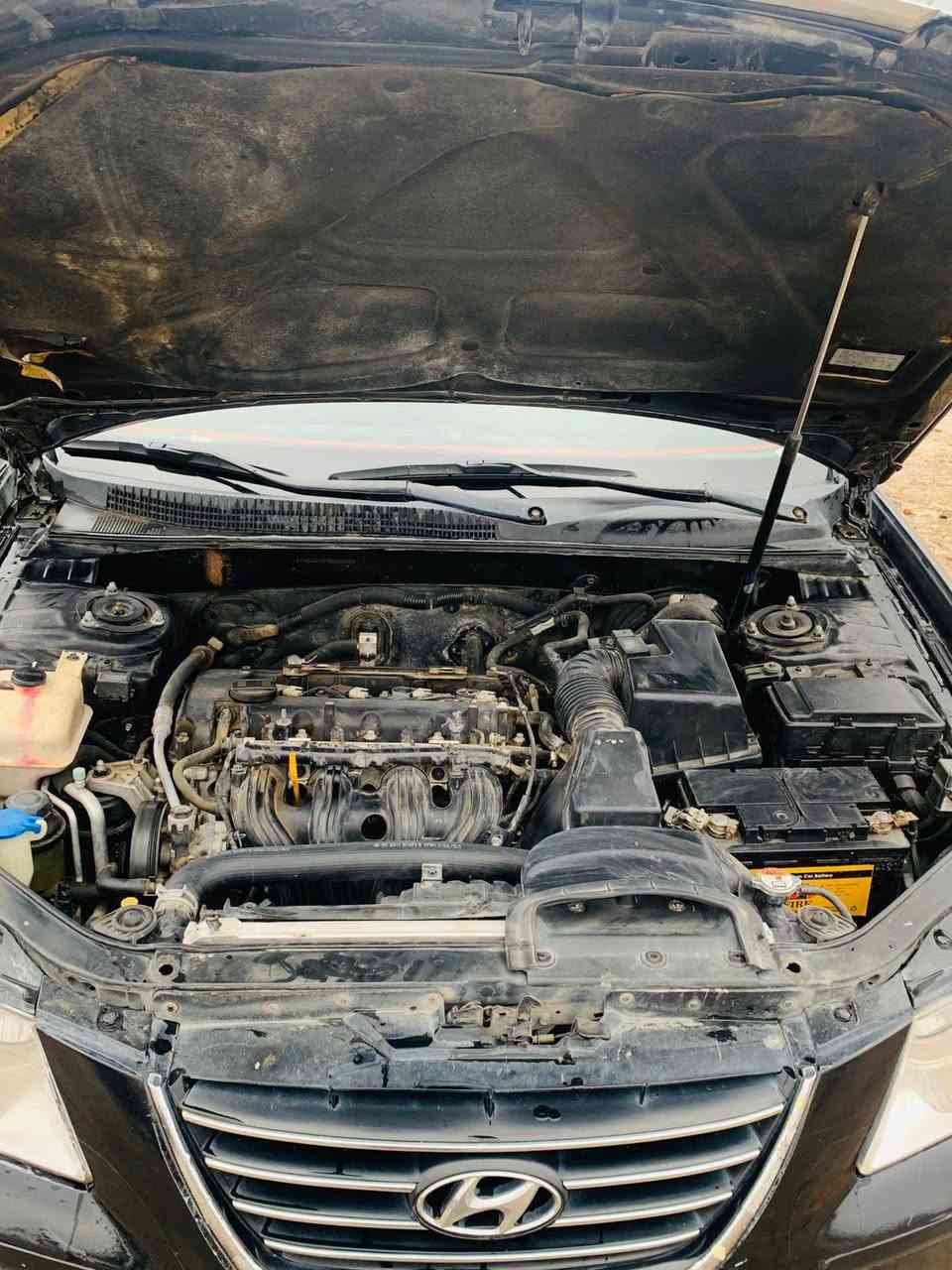 سلام عليكم سوناتا موديل 9ممكينه 2400سياره جاهزه وارد كوري السعر 105وبيهامخال المكان واسط العزيزيه ***********
