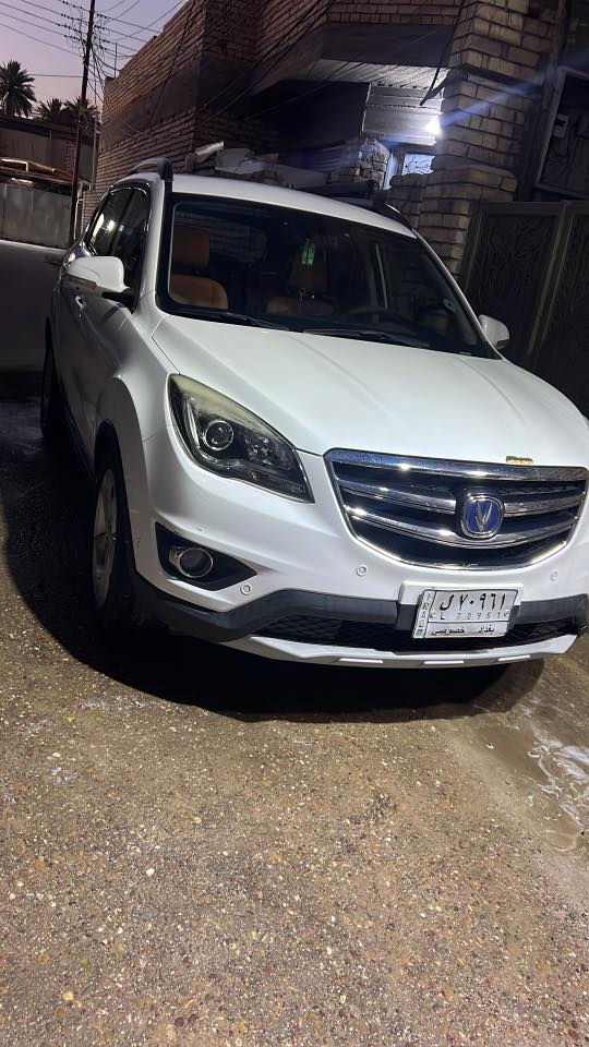 Changan CS35
* اللون: أبيض
* نوع السيارة: SUV عائلية
* محرك اقتصادي وقوي
* جير أوتوماتيك
* دفع أمامي
* شاشة معلومات
* كاميرا خلفية
* حساسات أمامية وخلفية
* تحكم بالسكان
* نظام صوت ممتاز
* تكييف ثلج ❄️
* إنارة LED
* جنوط ألمنيوم
* زجاج كهربائي
* مرايا كهربائية
* داخلية نظيفة ومرتبة
* السيارة استخدام شخصي وحالتها ممتاز

٢٠١٩
سعر ١١ وبيه مجال
***********
