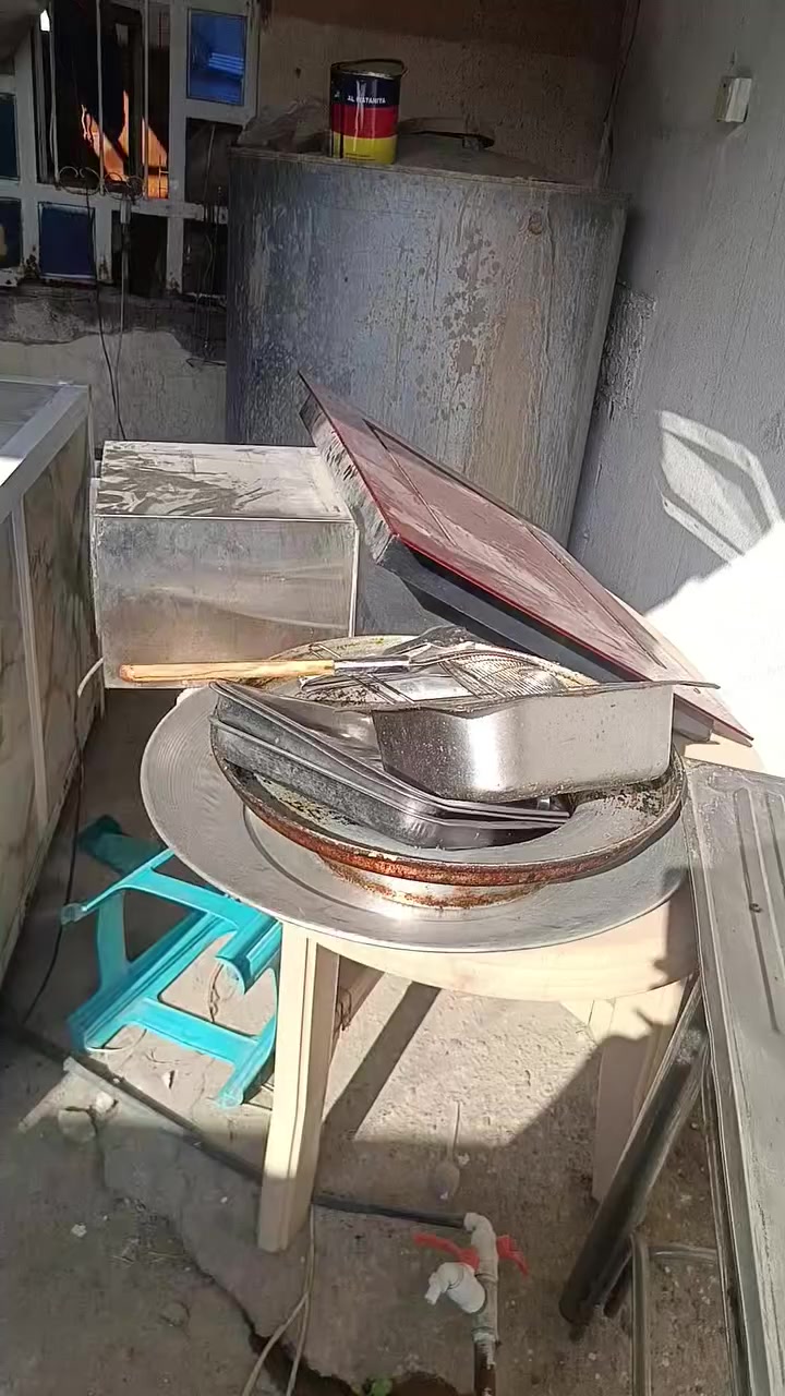 اغرااض للبيع بسعر مناسب
مطعم كامل للبيع 
ثلاجة ماء 
بلازمة  43


**إذا كنت صاحب هذا الإعلان وتريد حذفه لأي سبب، رجاءا أرسل رسالة إلى الدعم الفني**