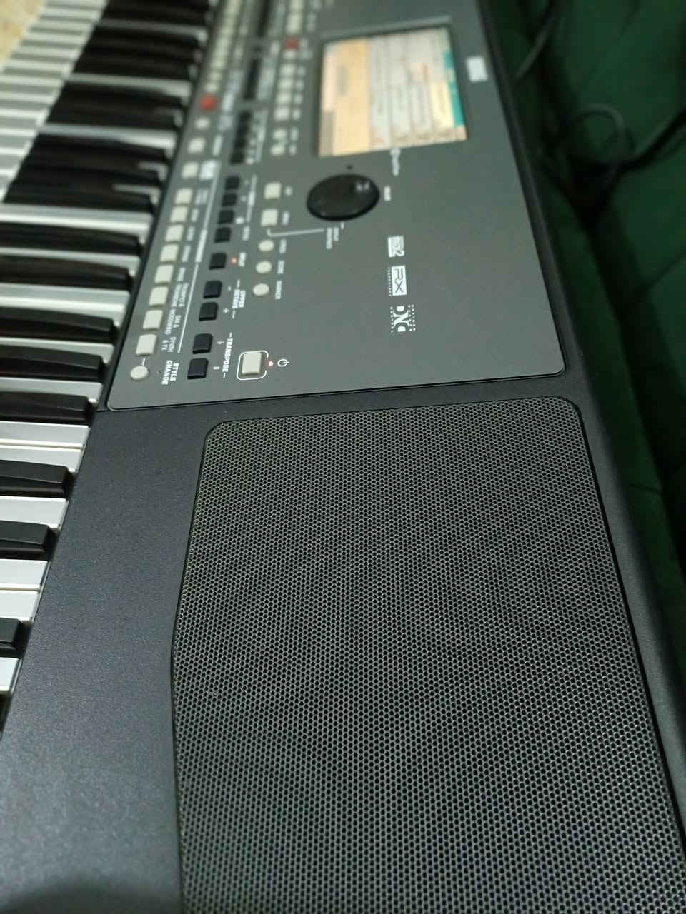 سلام عليكم  من رخصة  ستاذ طه KORG 600. للبيع جهاز نضيف حيل فول نضافه  برنامج كذالك فول شخط مابي جهاز مال لبيت سعر 6 أوراق قفل قفل مكاني بغداد ***********
