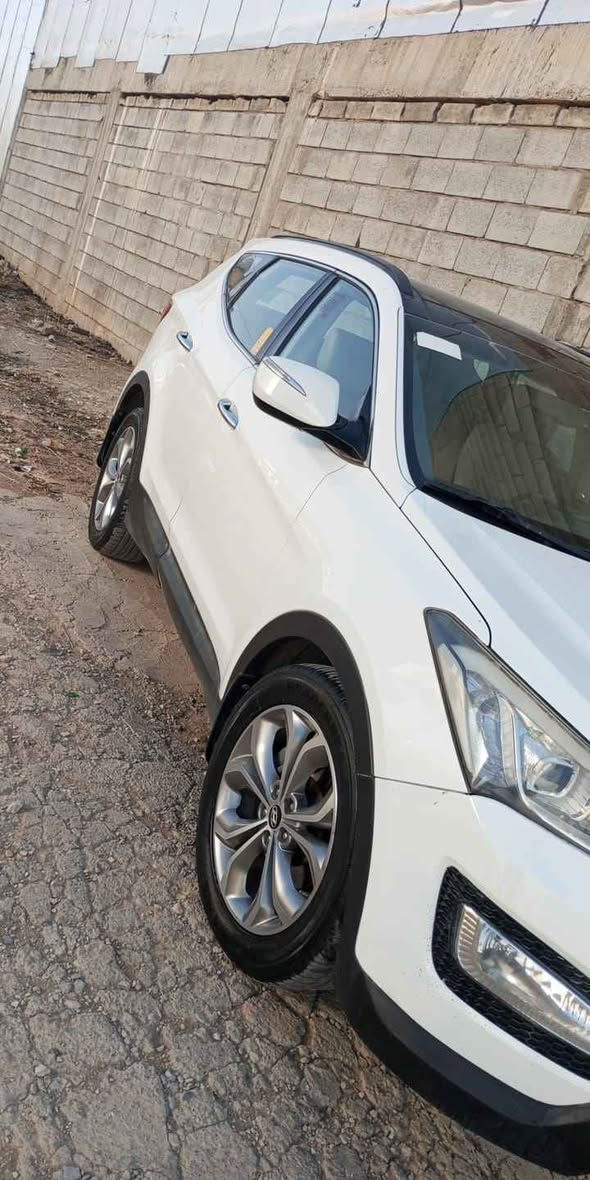 هوندا سنتافی بۆ فرۆشتن مۆدیل 2013 فول موا سە فات یە ک با ر چە ی به مبە بئ ناو کرتن رە قە م سلیمانی سە نە وی تا زە یە بە ناو خۆ مە وە یە یە ک دینار مە سرە فی تیا نیە تە حویل برا وە غرا مە بە شە رت سعری 142 وە رە قە و معامە لە بۆ زا نیاری زیا تر بە یوە ندی بە بە 
*********** السليمانية, العراق
