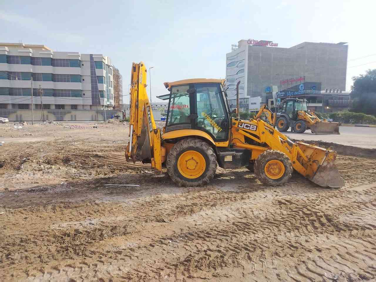 حفاره جي سي بي للبيع 2003 ***********
