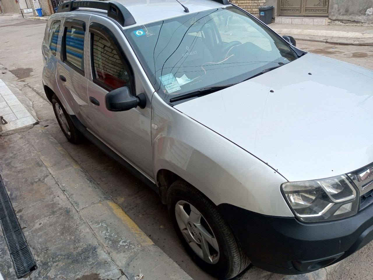 السلام عليكم 
رينو داستر فرنسي 2018 لون رصاصي
مكينة 2000 كير AT المرغوب مكفولات 
ماشية 108 الف
تدفئة وتبريد ثلج
بانزين وبيها منظومة غاز
رقم بغداد خصوصي انكليزي
هزة جديدة 2026 وسنوية جديدة
حره بأسمي مشروع وطني تحويل ثاني يوم
جاملغ امامي جهة السايق مبدل مال شركة بلادي
تخم تاير جديد صار 15 يوم من شاده
دوشمة كشنات وارضية جديدة 
شاشة تاب QLED وداش كام
سيارة بيت نظيفة جداً وما متعوبه
السعر 97 ورقة
مكان السيارة: بغداد الزعفرانية 
للاستفسار: *********** بغداد, العراق
