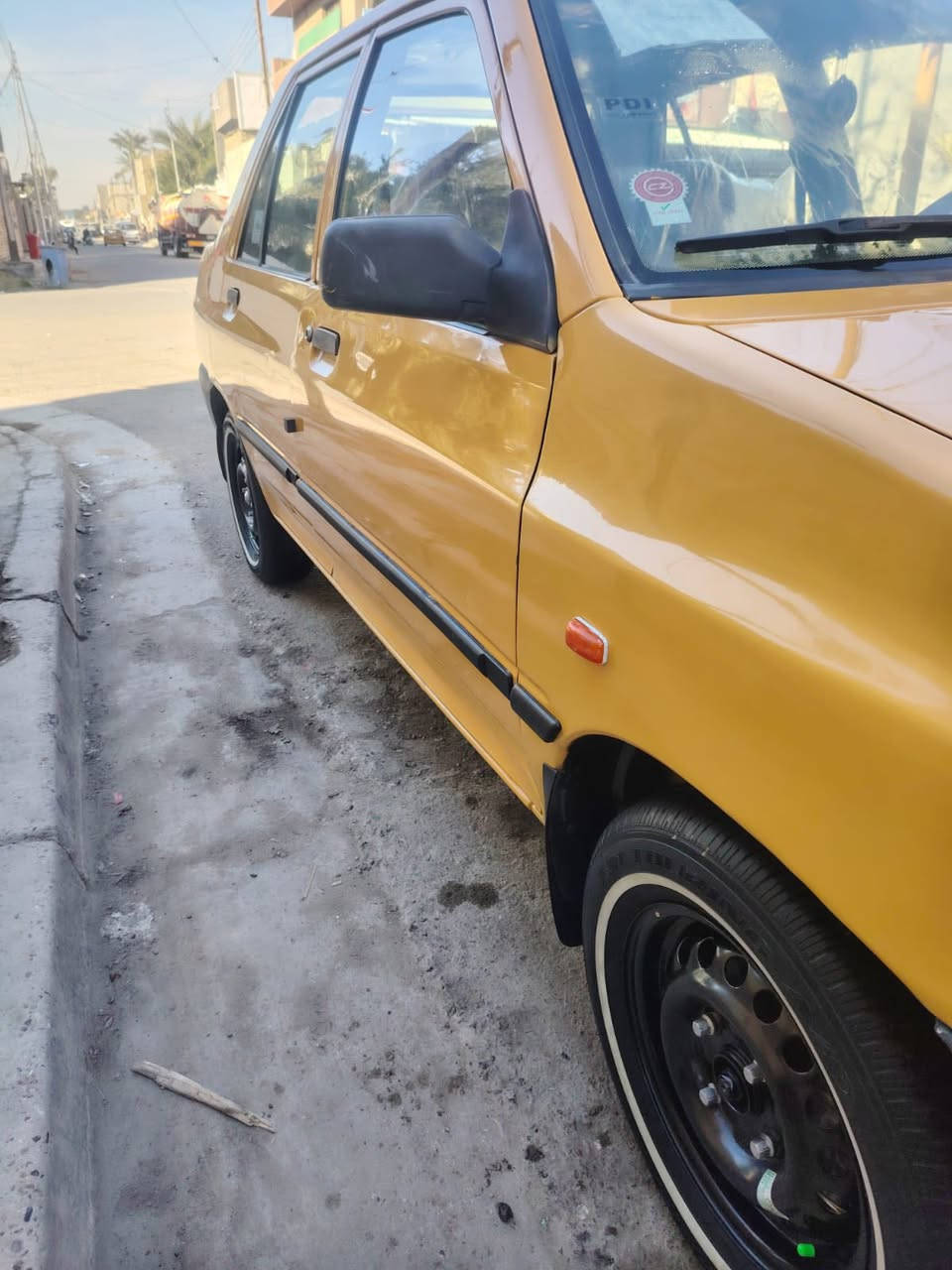 السلام عليكم سايبه موديل ٢٠١٥ممفوله عده باب سايق شبر بي صبغ شواصي مكفولات تخم تايرويل جديد قبل سبوع شاده محرك كير صدر تبريد كل جديد سياره مدوشمه عام رقم الهاتف ***********غير متواجد عل فيس
