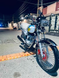 سولنيك • موديل 25 • الرمادي الملعب