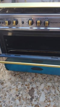 طباخ • نظيف جدا