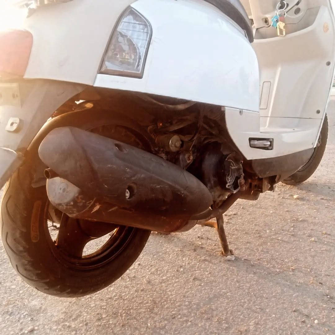 السلام عليكم للبيع ماكس بوليسي دراجه جاهزه شغاله نكره سلف لايت زنون اشاير بكلايت كامله الدراجه نوزل السعر 700 وبيه مجال 
للاستفسار الرقم / ***********واتساب مكاني شطره
