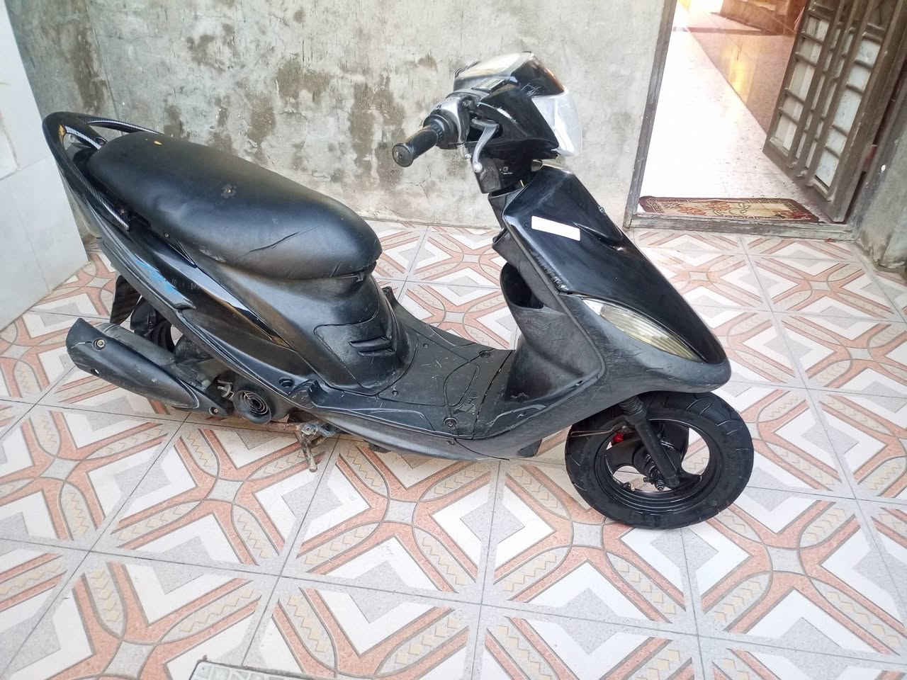 دراجه ماكس عدله
خير من الله الدراجه برغي مامفتوح بيه 
كهرباء كله شغال سلف هندر شغال 
السعر 550 
***********
