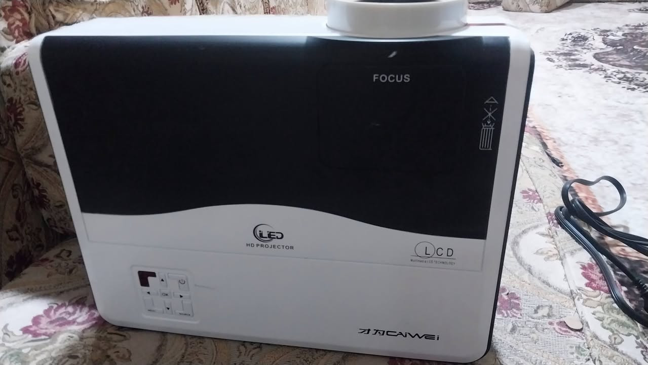 داتا شوب 
🔴 للبيع بروجكتر LED HD 🔴
📽️ النوع: JYAMAI
💡 التقنية: LED – LCD
🎬 مناسب: أفلام، مباريات، يوتيوب، عروض
🎮 يدعم HDMI / USB
🎛️ تركيز يدوي (FOCUS)
📡 
📦 جديد 
📌 الحالة: نظيف وشغال 100%
📌 
💰 السعر: 150 ألف
✳️ 
📍 المكان: حيانية – البصرة
📞 للتواصل: ***********
