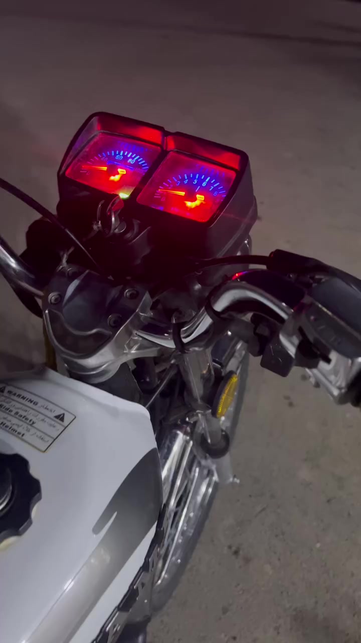 سلام عليكم دراجه أورق سكنر مديل2026 سعر 600بيه مجال 
المكان ذي قار قضاء الفجر


**إذا كنت صاحب هذا الإعلان وتريد حذفه لأي سبب، رجاءا أرسل رسالة إلى الدعم الفني**