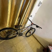 للبيع للسعر خاص تفاصيل اكثر دخل خاص وهذا رقم 07772074934 واتس اب