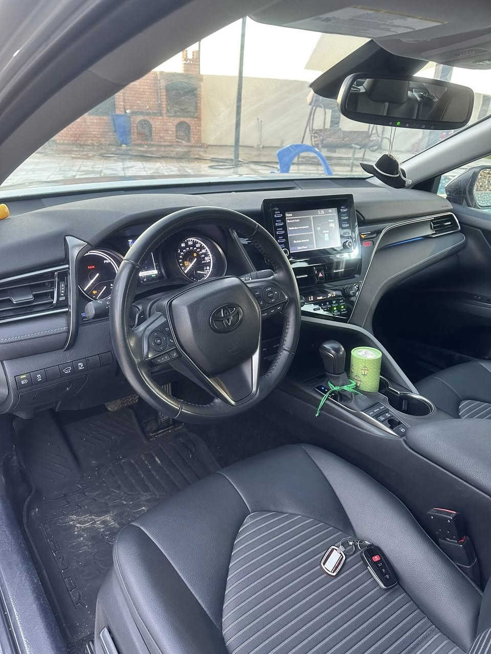 سلام عليكم
كامري موديل 2022 هايبرد فئه SE فئه night shaid حادثها كلش حلو بدون تبديل بدون صبغ فقط الدعاميه مبدله بوحده بلاديه ماشيه 62 كليو وليس ميل سعرها 22 الف وبيها مجال 

مكاني بغداد الغزاليه 

***********
