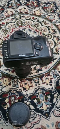 نيكون D5300 • نيكون D40 • بدون بطارية وشاحن