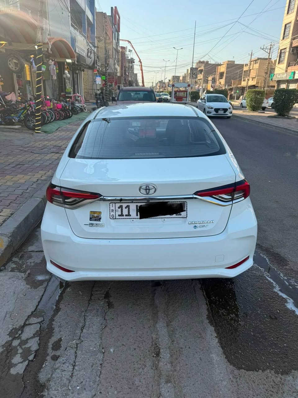 السلام عليكم 
للبيع تيوتا كورلا هايبرد وارد صين شكل الخليجي 
موديل   2025 
ماشية    39000
المواصفات.     فول فتح بصمة راددر كشن جلد 
بدون ضرر فقط الموضحة بالصورة بالباب الخلفية مال السكن 
الموقع   الدورة 
السعر     160 وبيه مجال 
متواجد ع الرقم فقط ما متواجد ع الفيس 
الرقم    ‭***********‬ بغداد, العراق
