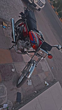 موتور ٦٥٠ • قابل تفاوض