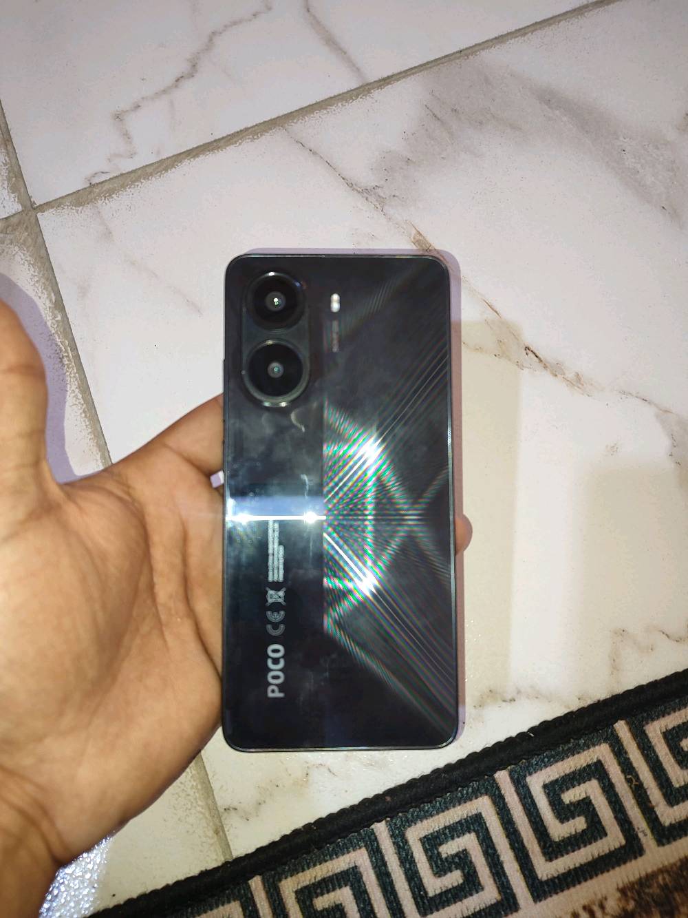 هاتف Poco بحالة ممتازة للبيع. استخدام خفيف مع واجهة نظيفة وخلفية بحماية ممتازة. الكاميرات تعمل بشكل رائع وتصميم أنيق مع أداء متميز. مناسب لكل احتياجاتك اليومية من اتصالات وإنترنت وتصوير.