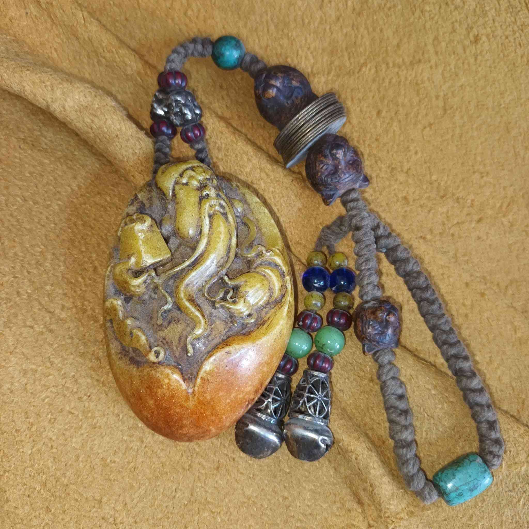 🟠حجر كهرب اصلي وقديمةحيل مرصودة قديم قطعة راقية حيل شوفوها بعيونكم ومن ارقة انواع الكهرب العنوان بغداد الأمين اي سؤال او أستفسار أو الحجز واتساب فقط يوجد خدمة توصيل كافة المحافضات العراقية
***********
