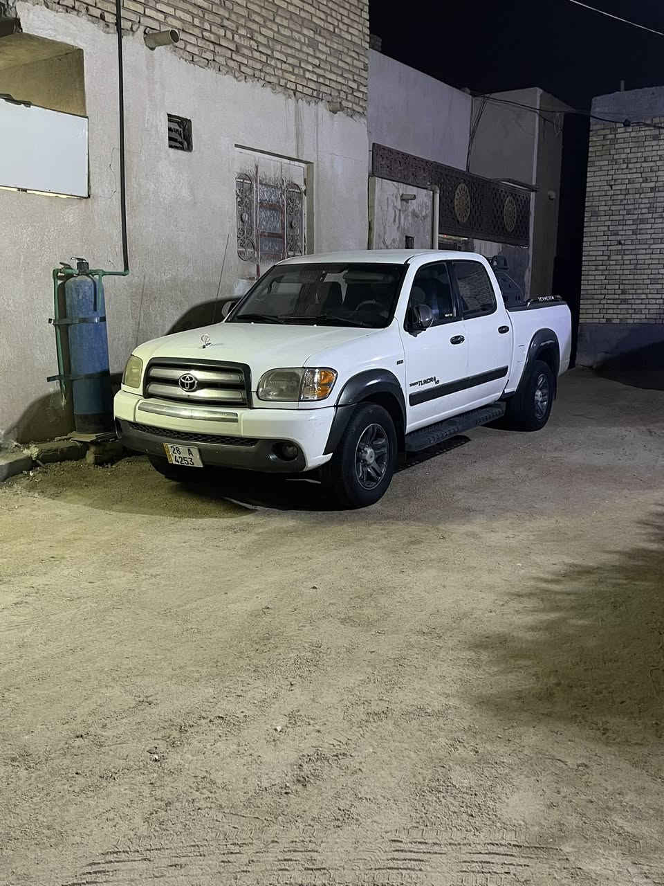 سلام عليكم تيوتا تندرا باب طويل بدي طويل محرك 8حجم 4700 منضومه غاز سياره جاهزه من كلشي رقم جديد نجف حداده جديده مكان سياره ناصريه بيع ومراوس سعر 125وبيه مجال رقم ***********
