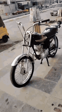 سلام عليكم شباب دراجه لبيع شاصي 18ارشه وغراض اكله 
اصلي تعمير جديد 26 سعر 675 وبيه مجال لشراي 
مكاني رفاعي  بس شغله وحده مو شراي لا يشلع كلبي
واني مريض 😂💔


**إذا كنت صاحب هذا الإعلان وتريد حذفه لأي سبب، رجاءا أرسل رسالة إلى الدعم الفني**