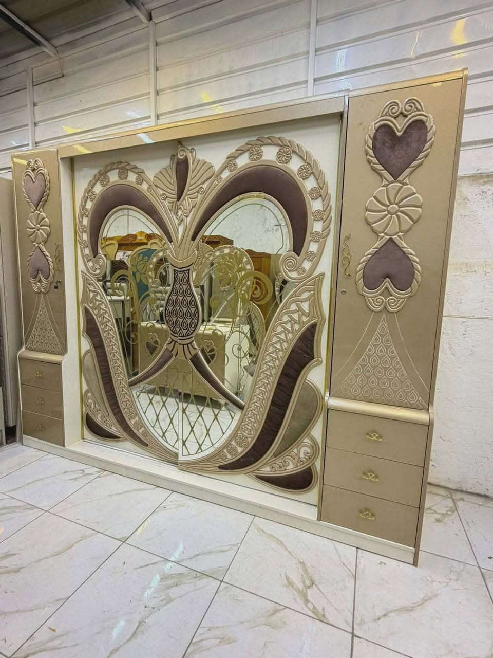 سلام عليكم غرفه تسع قطع نضيفه كولش اخت جديده ب 650 وبيها محال بسيط جداً عنوان المدائن


**إذا كنت صاحب هذا الإعلان وتريد حذفه لأي سبب، رجاءا أرسل رسالة إلى الدعم الفني**