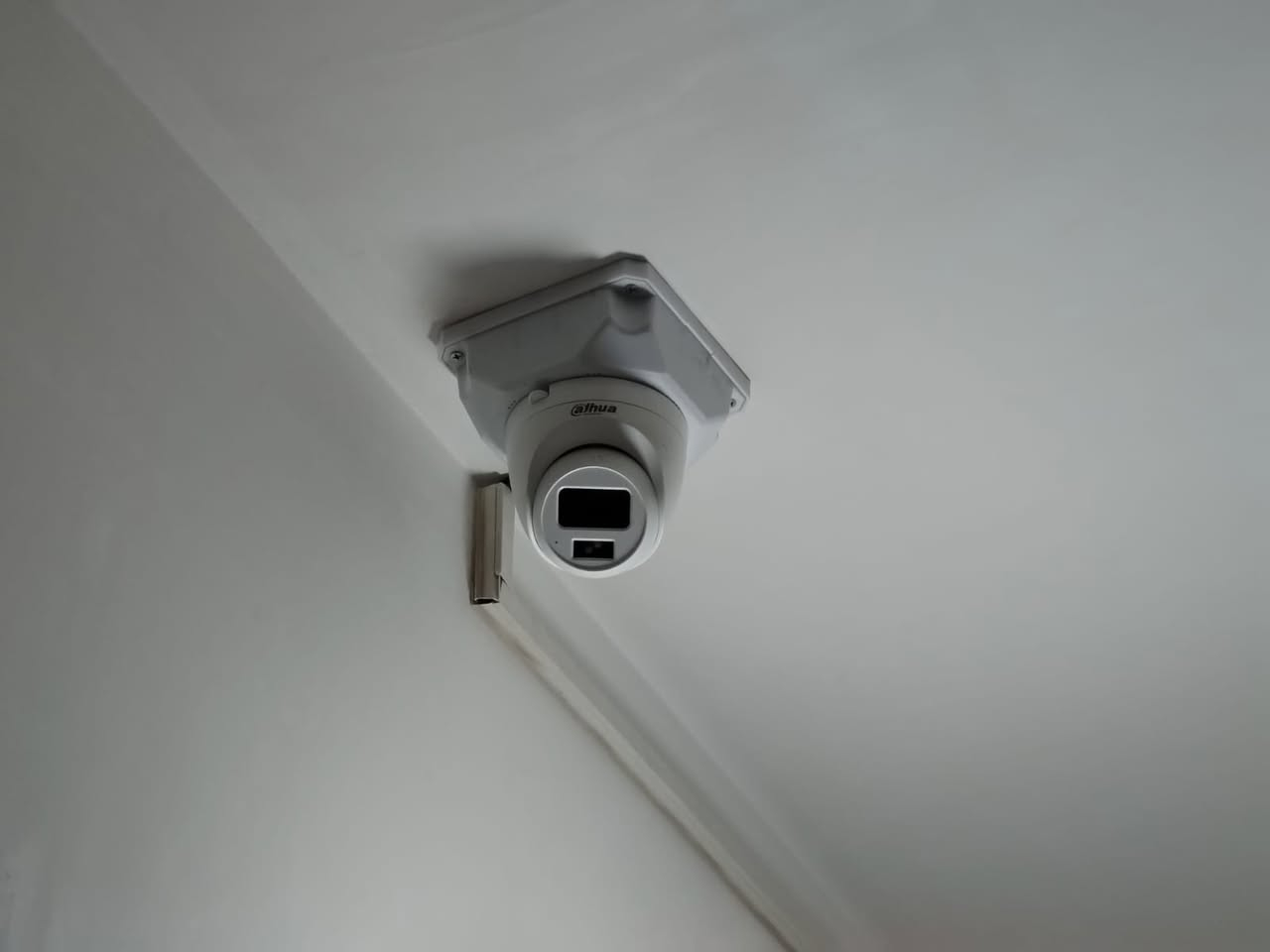 ‭٠٧٧٠ ٢٦٠ ٦٧٩٥‬
