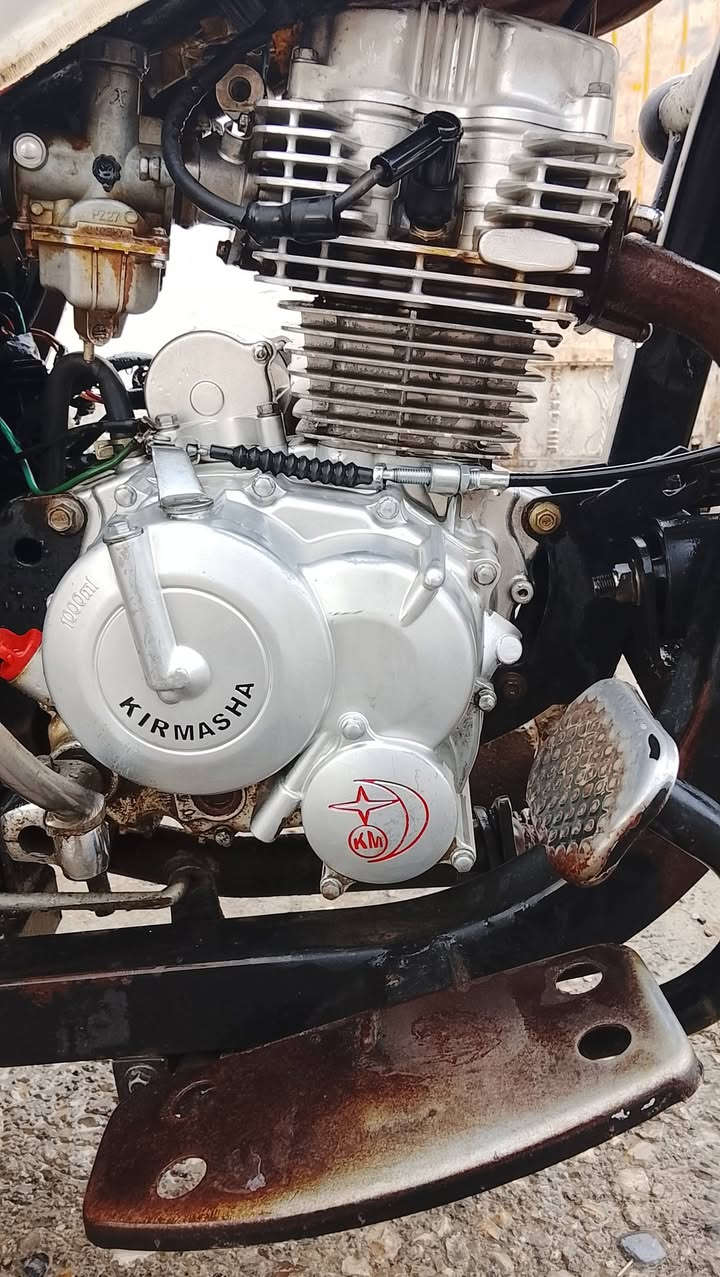 السلام عليكم ورحمه الله وبركاته ستوته البيع موديل 2020ستوته مكفوله كفاله عامه ستوته شرط لا صبغ ولا لحيم ركبه شرط شاصي شرط السعر 1150وبي مجال تصال على هذه الرقم***********:
