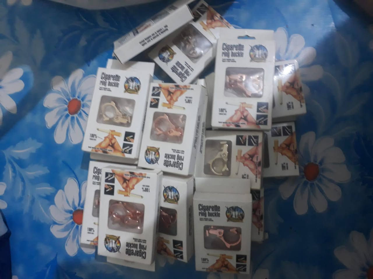 السلام عليكم حافضات موبايل قاعدات موبايل حافضات ايربود ماسكات جكاير تقريبا كلهن بيهن 150 قطعه إلى 200 قطعه كلهن ب65 تصفية محل مكاني ناصرية مركز مستعجل على بيعتهن


**إذا كنت صاحب هذا الإعلان وتريد حذفه لأي سبب، رجاءا أرسل رسالة إلى الدعم الفني**