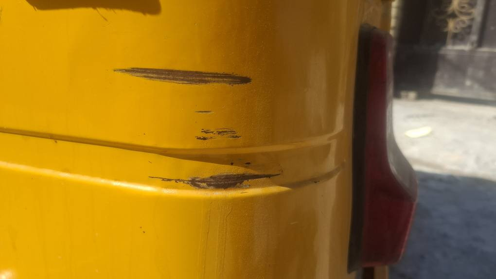 تكتك ٢٠٢٠ مكفوله كفاله عامه رقم انكليزي هزه جديده بيهه بس هاذ  الخياس موضح بالصوره تخم تاير السعر ٧
***********
