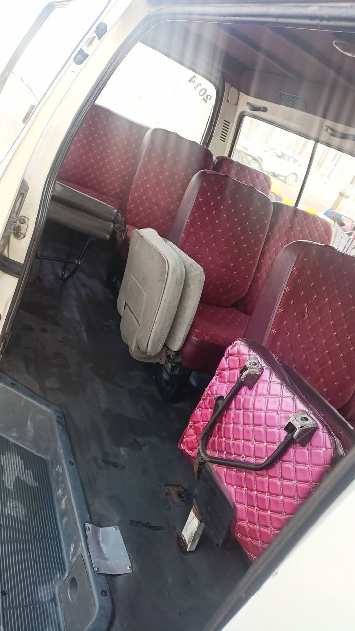 السلام عليكم فتون الوان موصليه للبيع موديل 2014 كفاله عامه مكينه ونجي مجاول كير هايس حداديه تخم تاير جديد مكاني نجف ***********
