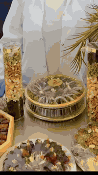 #أطلب الأن  تمور مختارة بعناية… طعم أصيل وجودة تليق بذوقك. خام ومحشي ب...