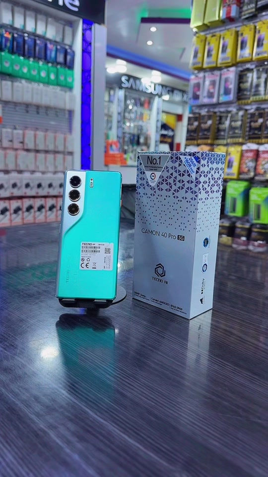 المركز لديه جميع الوكالات الرسمية 📱 الثقة والتميز عنواننا💻 الجهاز المعروض 📱 أكيد أسعارنا تنافسيه 😎 السعر نار نار نار 🔥 أي إستفسار خاص و تدللون 📱 خدمة توصيل لكافة محافظات العراق🚕 رقم المركز *********** 📲 عنوان المركز البصرة كرمة علي 📍 المركز مفتوح من9صباحاً حتى 12 مساءً🙅‍♂️ الشاشة6.78 بوصة - 144 هرتز - AMOLEDالذاكرة256 جيجابايتالرام8 أو 12 جيجابايتالكاميرا50 + 8 ميجابكسلالمعالجMediatek Dimensity 7300البطارية والشحن السريع5200 مللي أمبير - 45 واط
