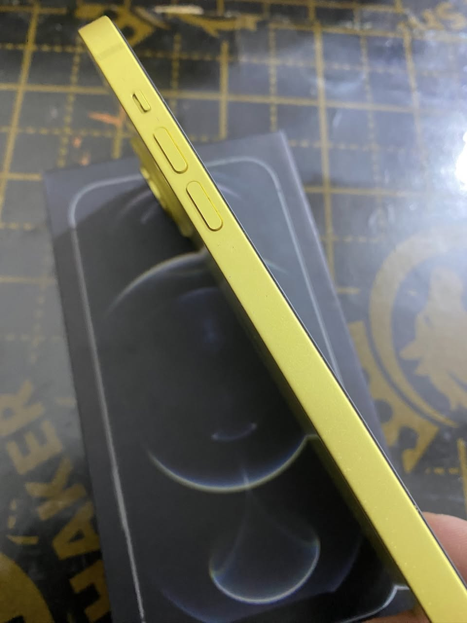 سلام عليكم آيفون ١٤ بلاص لل بيع ذاكره ١٢٨ بطاريه ٨٦ شريحه كترونيه نضافته ٩٩  كرتونه مالته موجوده سعره ٥٠٠ وبي مجال تجي وتفحصه بيدك وذا تريد تأخذ لل أبو مبايلات تفحصه ؛؛؛ بكاني شهداء لاوله رقم ***********  ❤️❤️ بغداد
