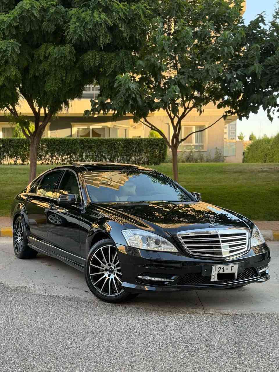 السعر:: اترك تعليق يصلك السعر تلقائيا 💵💵

مارسيدس S350 موديل 2011 بۆدی AMG خليجي صفر شركه سردار ضمان محرك 6 سلندر عادى مرغوب بنزين فول مواسه فات 
بدون صبوخ سياره محرك گير مامفتوح بشرط فحس
( پانۆراما ،داخل بيجى ، تحديد مسار شارع  نازۆر  خمس پردات   اوتو استوب   باركين   داخل فورميكا   كشنات امامى و خلفى مساج    شاشه   كامره    تلفون    قاصه اوتو هولد  حساسات امامي والخلفي   كشنات واستيرن كهربائي  گير استيرن) سنويه ورقم كله جديد كهرباى كل بشرط سياره 

رقم موبايل :*********** 
عنوان : سليمانيه
